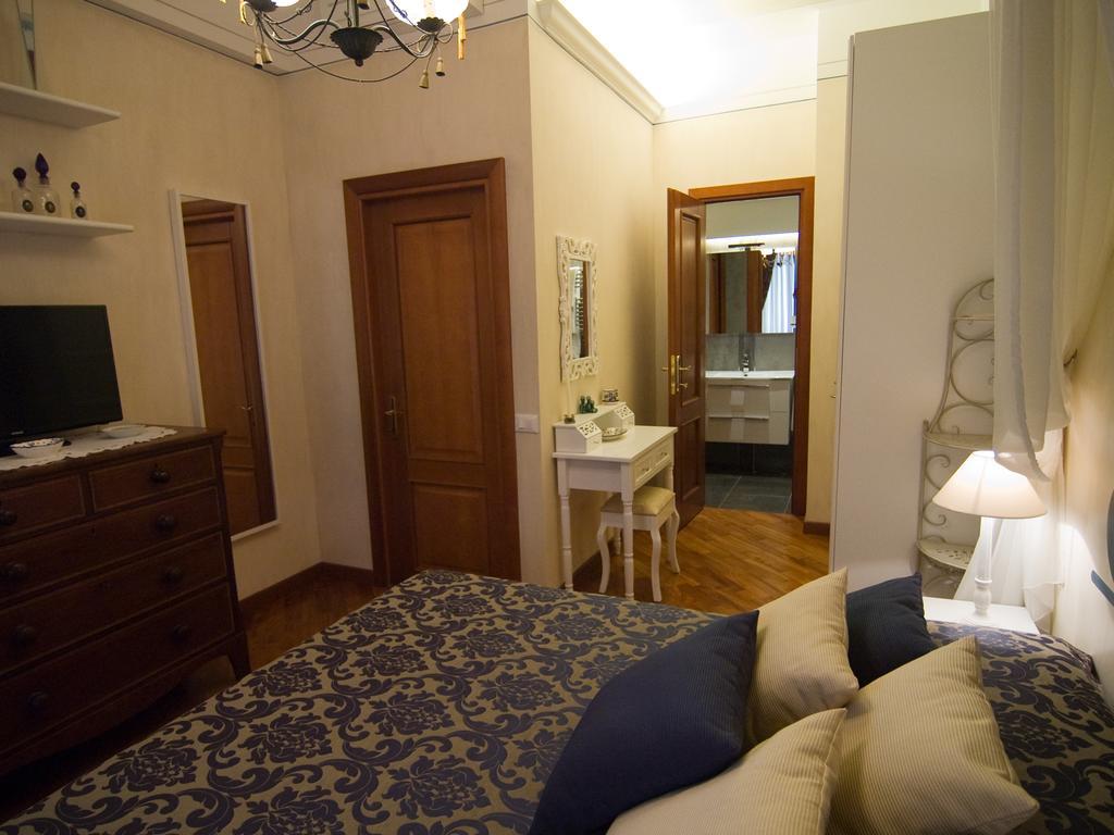 B&B Les Suites Róma Szoba fotó